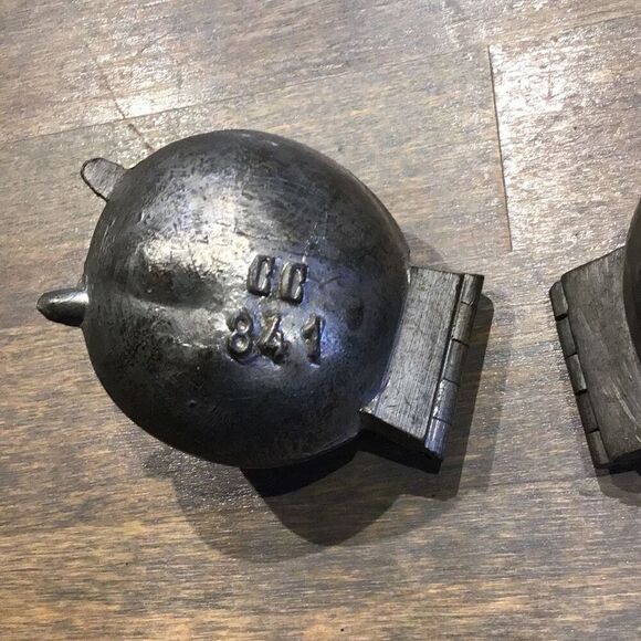 Pair of vintage molds for candy soap, or ice cream - Picture 6 of 7